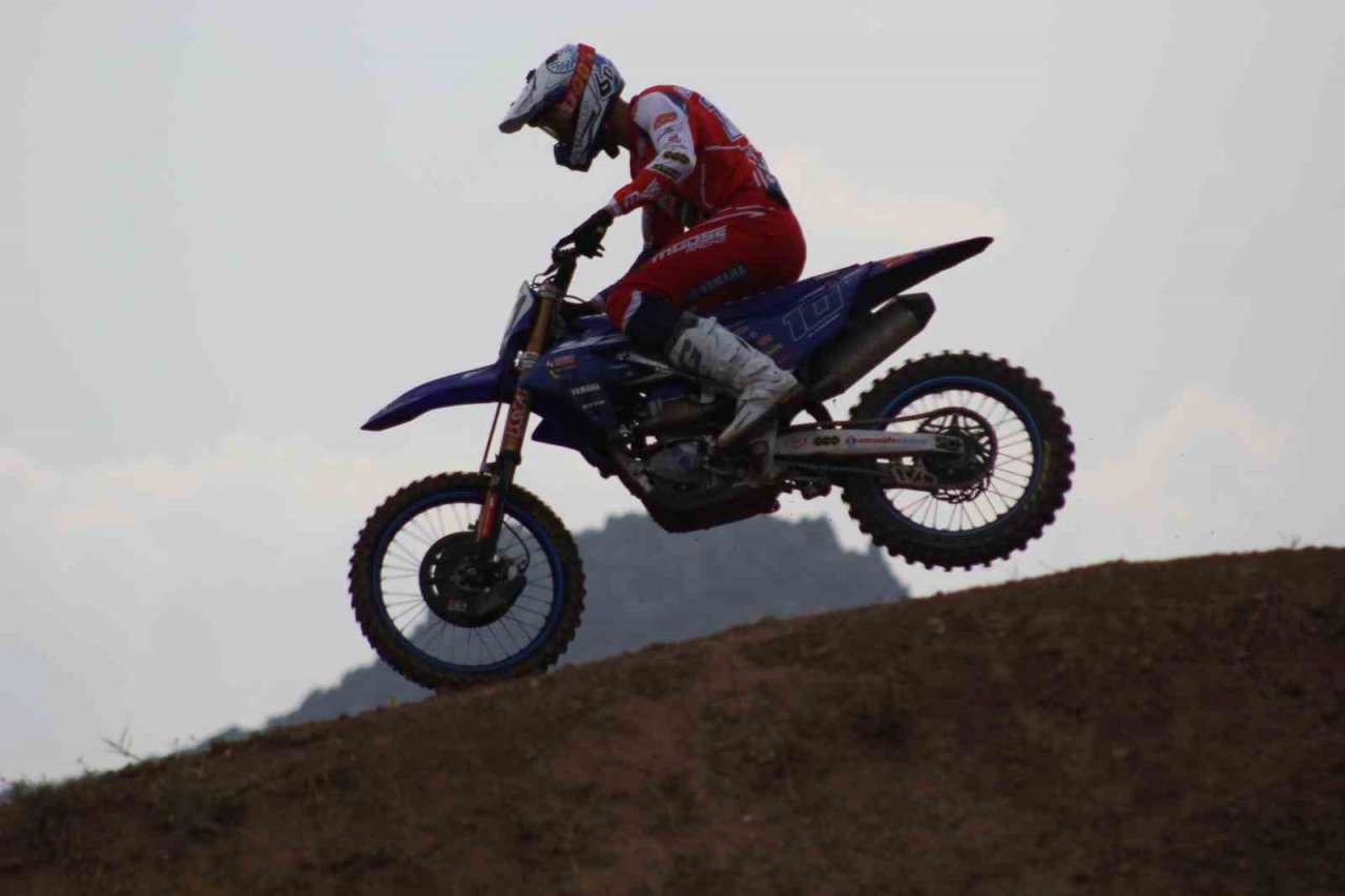 MXGP heyecanı sıralama yarışlarıyla başladı