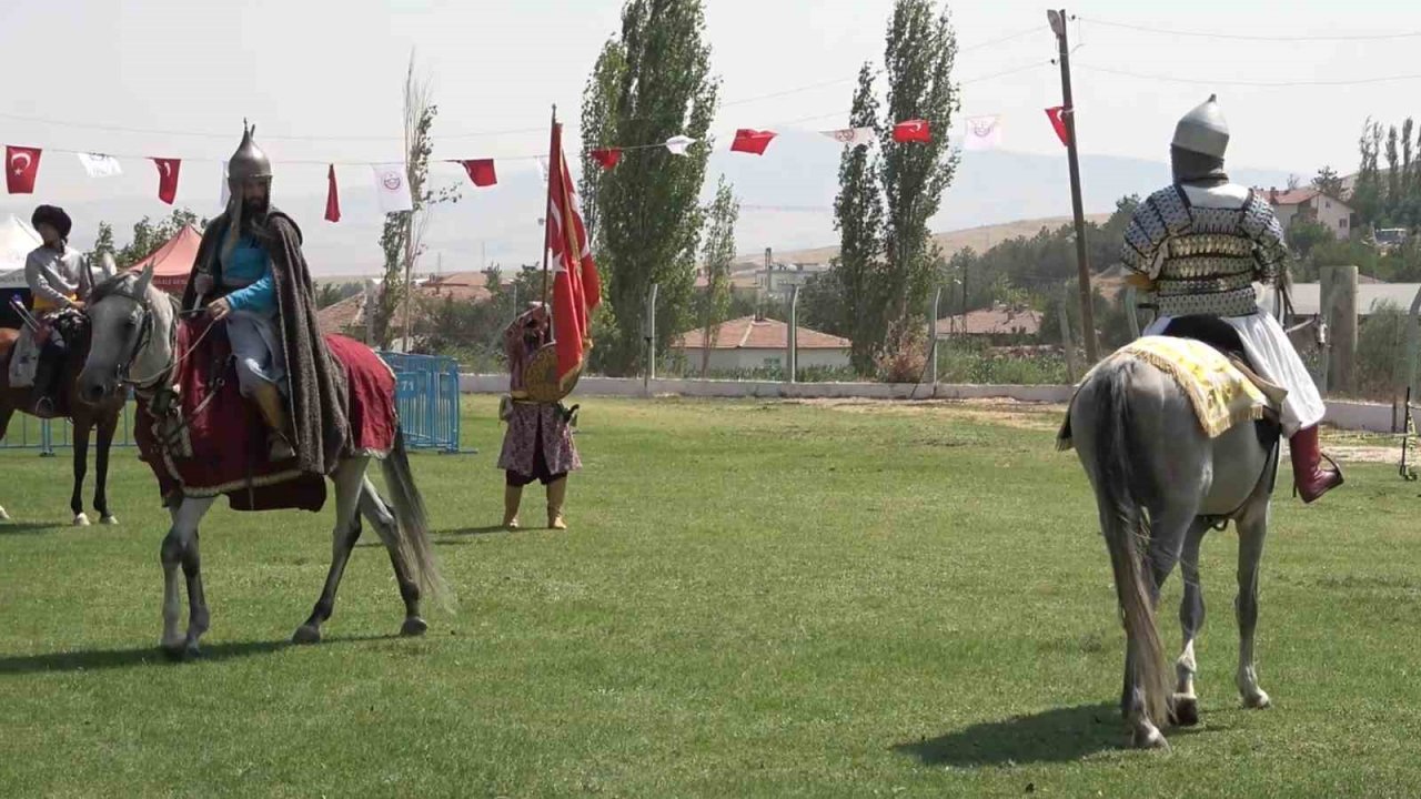 29. Karakeçili Ertuğrul Gazi’yi Anma Uluslararası Kültür Şenliği başladı