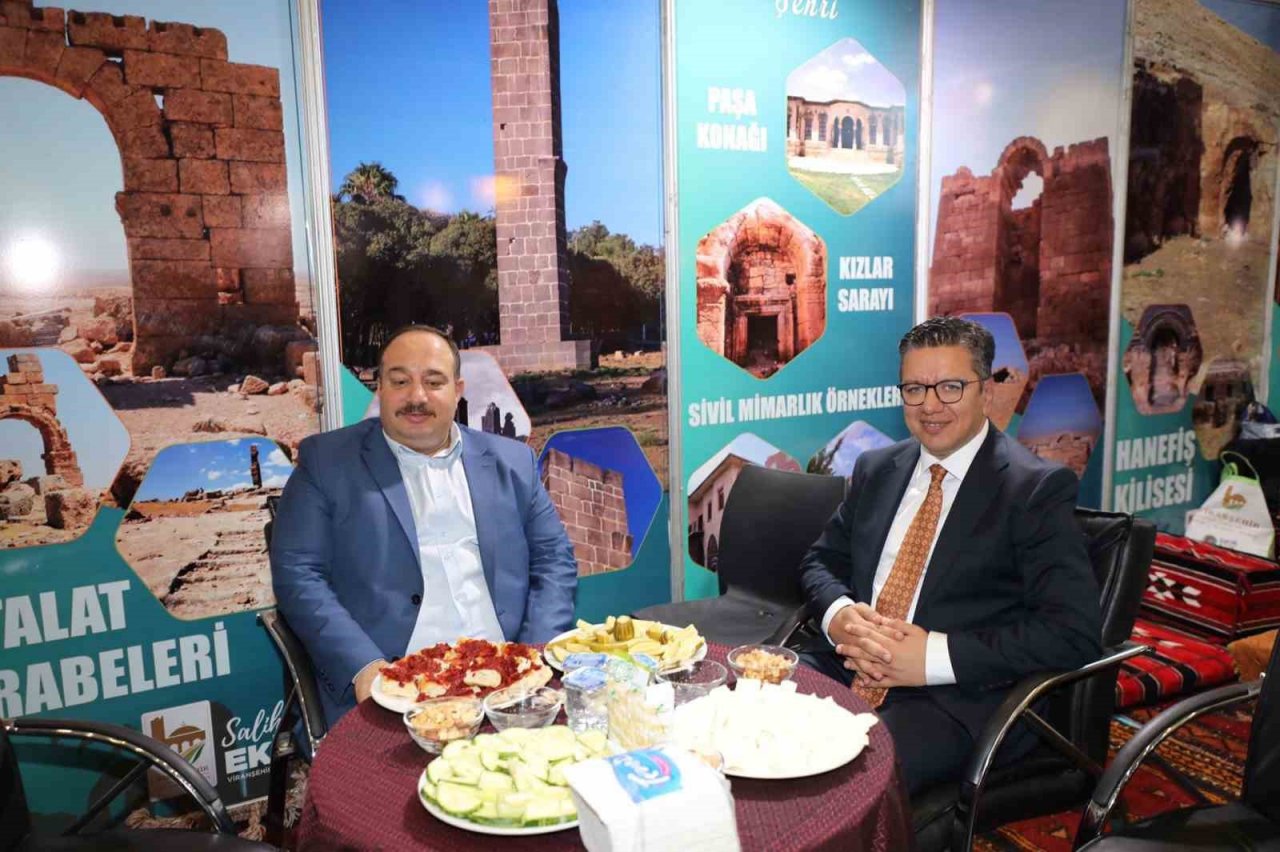 Halfeti Belediyesi buluşmalarda yerini aldı