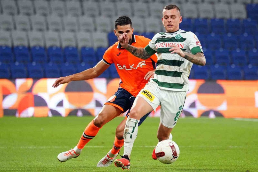 Konyaspor İstanbul'da altın buldu!