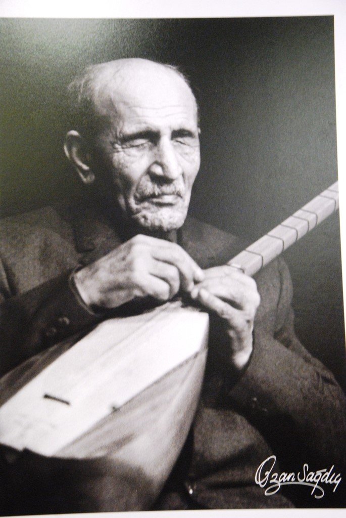 Adana’da “Aşık Veysel Fotoğraf Sergisi” açıldı