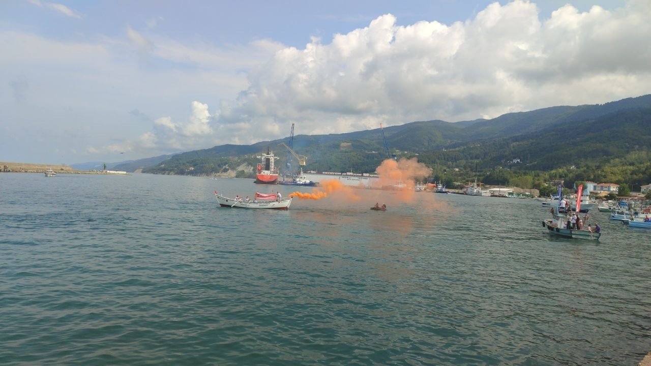 Milli Mücadele’nin simgesi İnebolu Denk Kayığı deniz şenliklerinde göz doldurdu