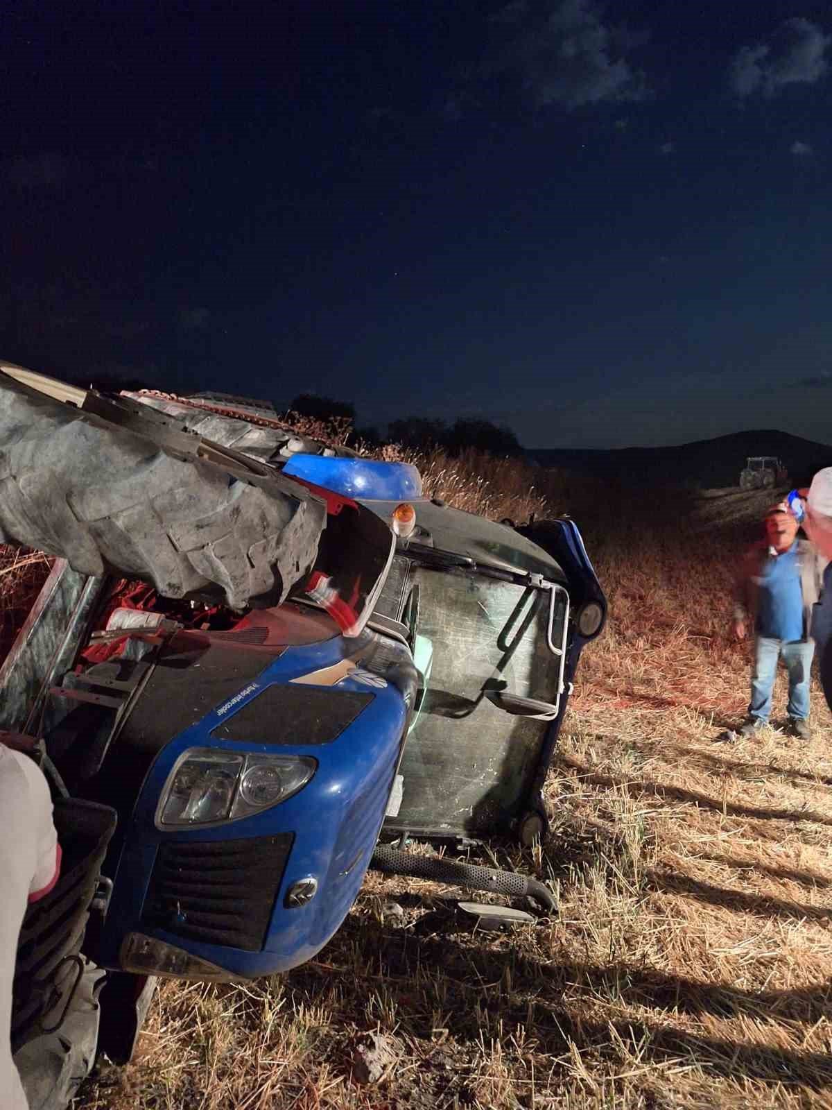 Selim’de traktör devrildi: 1 yaralı