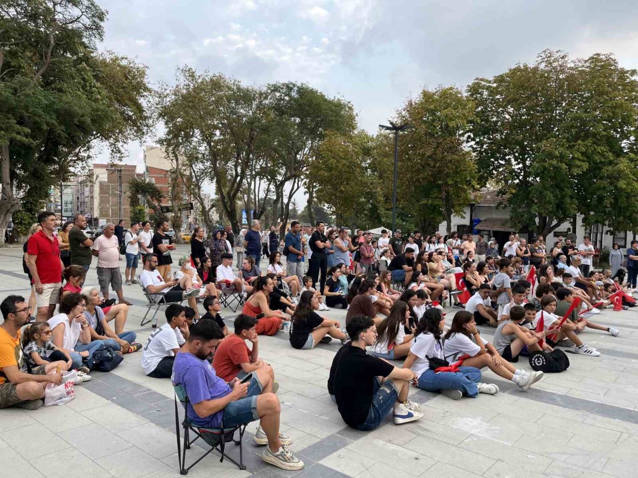 Sinop’ta dev ekranda milli maç heyecanı