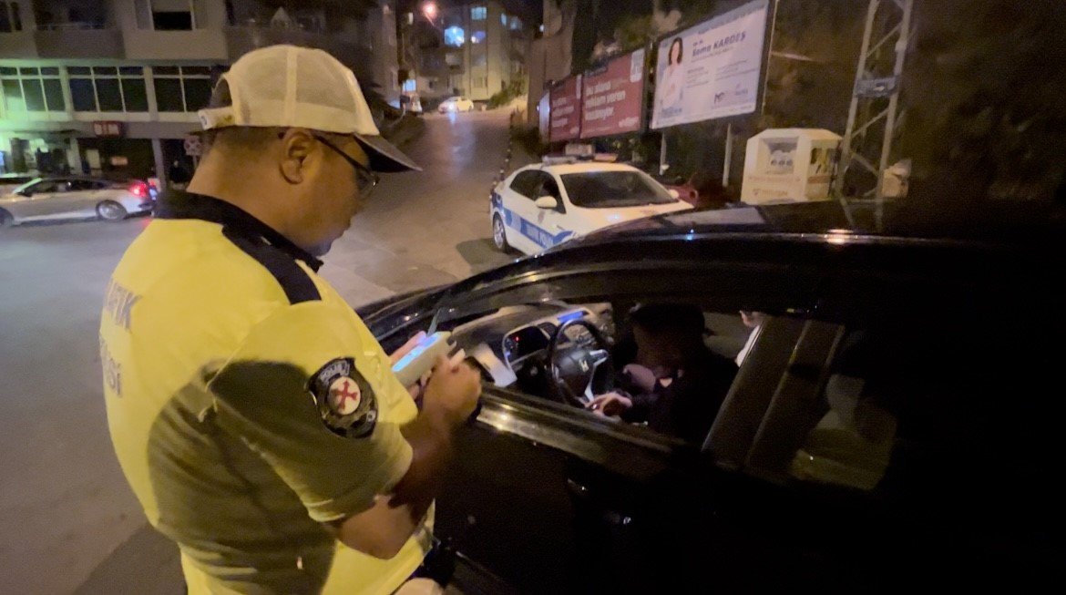 Sinop’ta polisten alkol denetimi