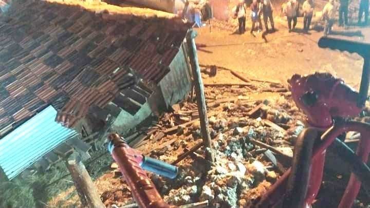 Aslanapa’da korkutan yangın