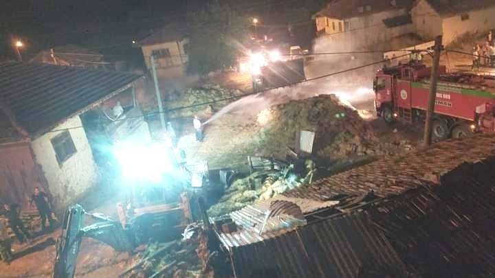 Aslanapa’da korkutan yangın