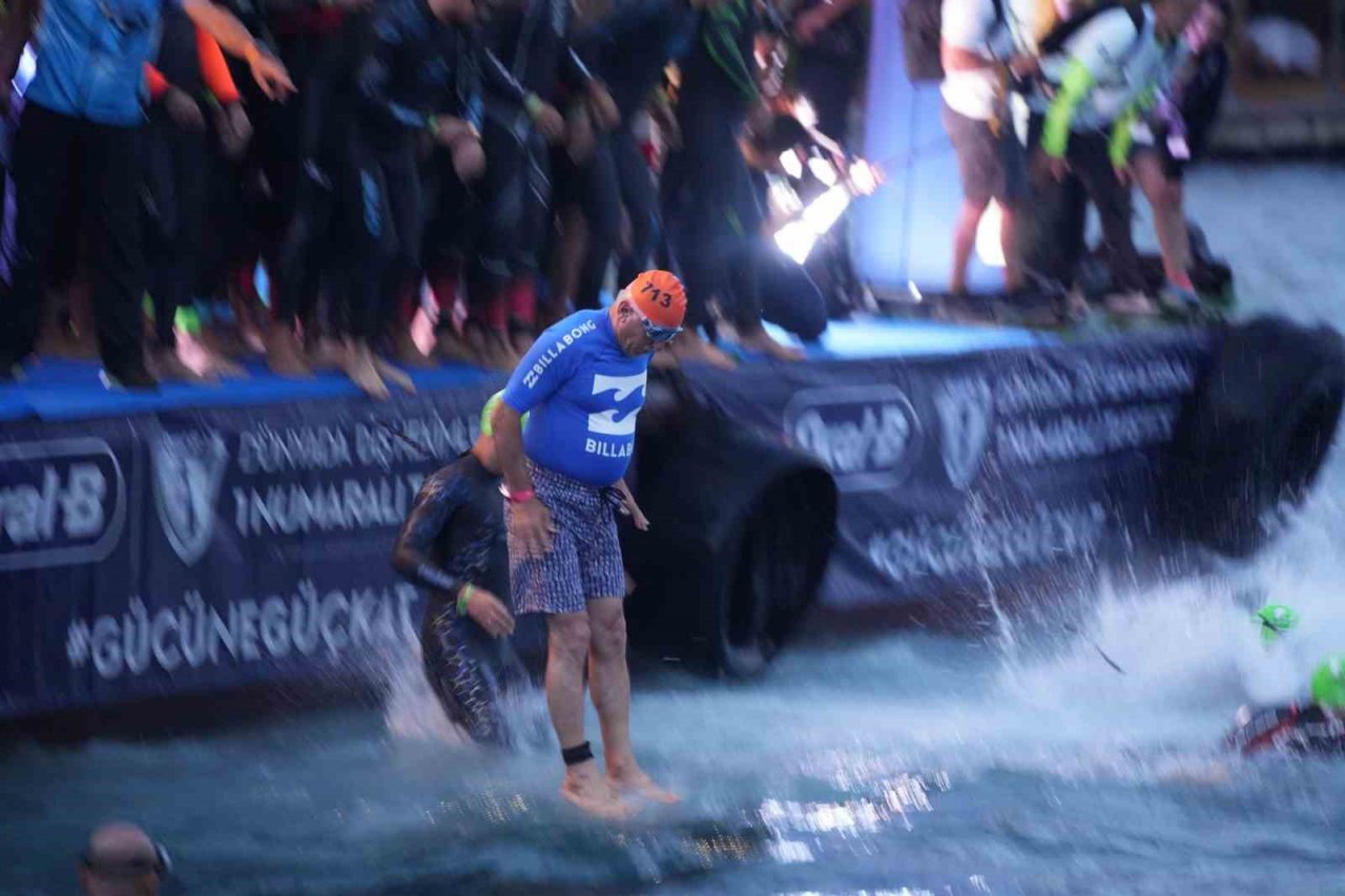 Ümraniye Belediye Başkanı İsmet Yıldırım Boğaz’da yarıştı