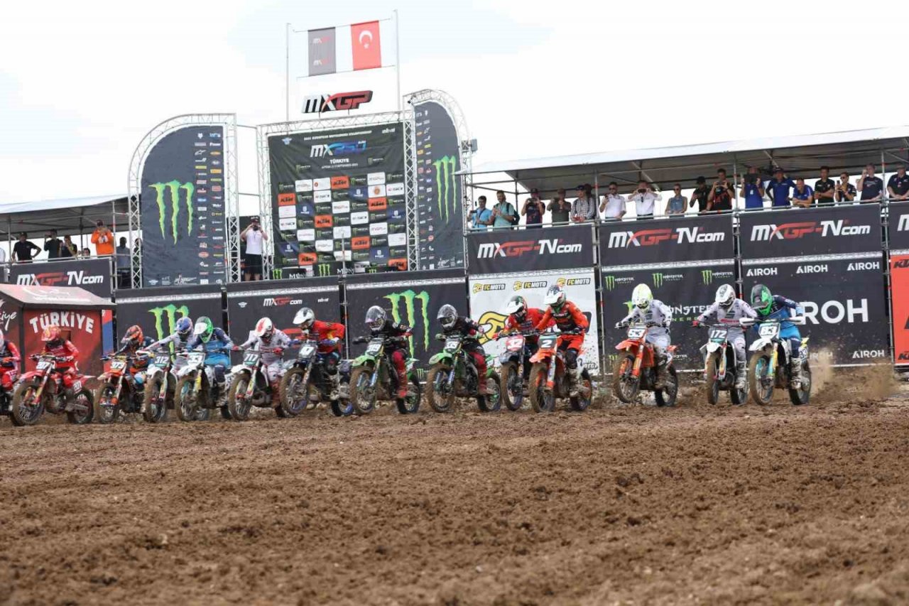 Afyonkarahisar’da Dünya Motokros Şampiyonası heyecanı sürüyor