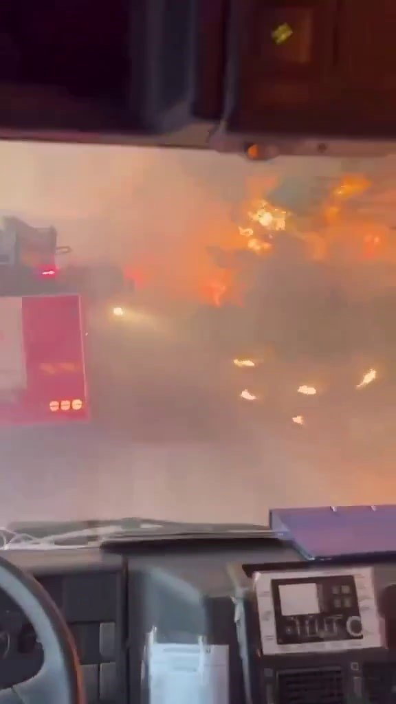 Muğla’daki yangına giden Sakarya orman yangını gönülleri alevlerin arasında kaldı