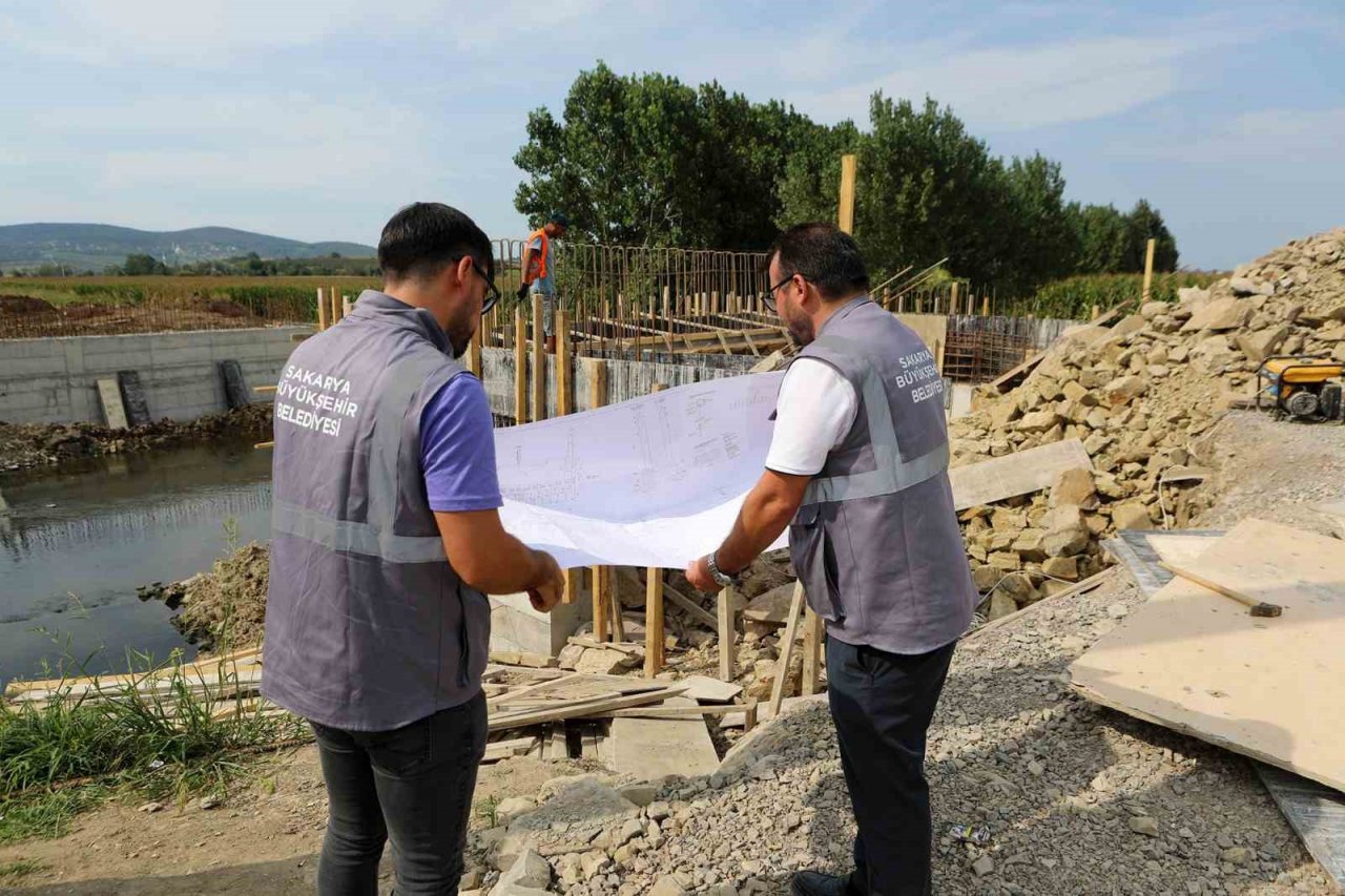 Tokmaklıdere Köprüsü’nde sona doğru