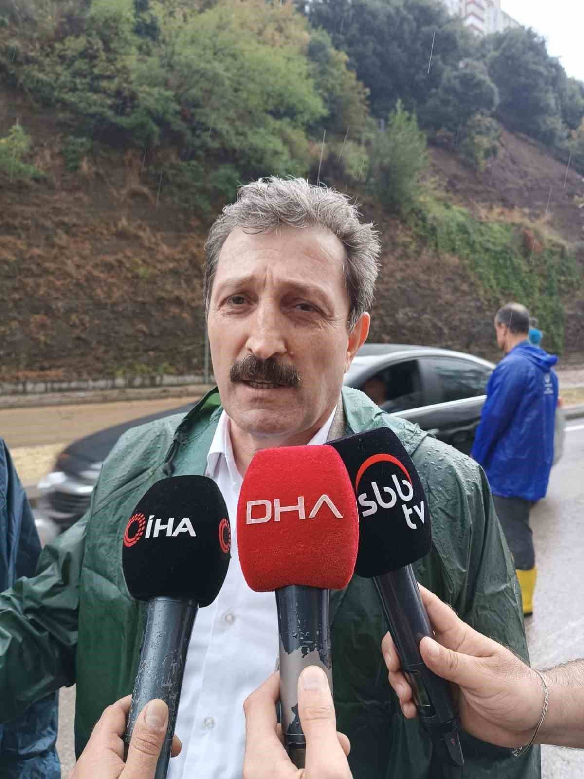 Samsun Valisi Tavlı: “Yağmur sabaha kadar sürecek, herkesin teyakkuz halinde olmasını istiyorum”
