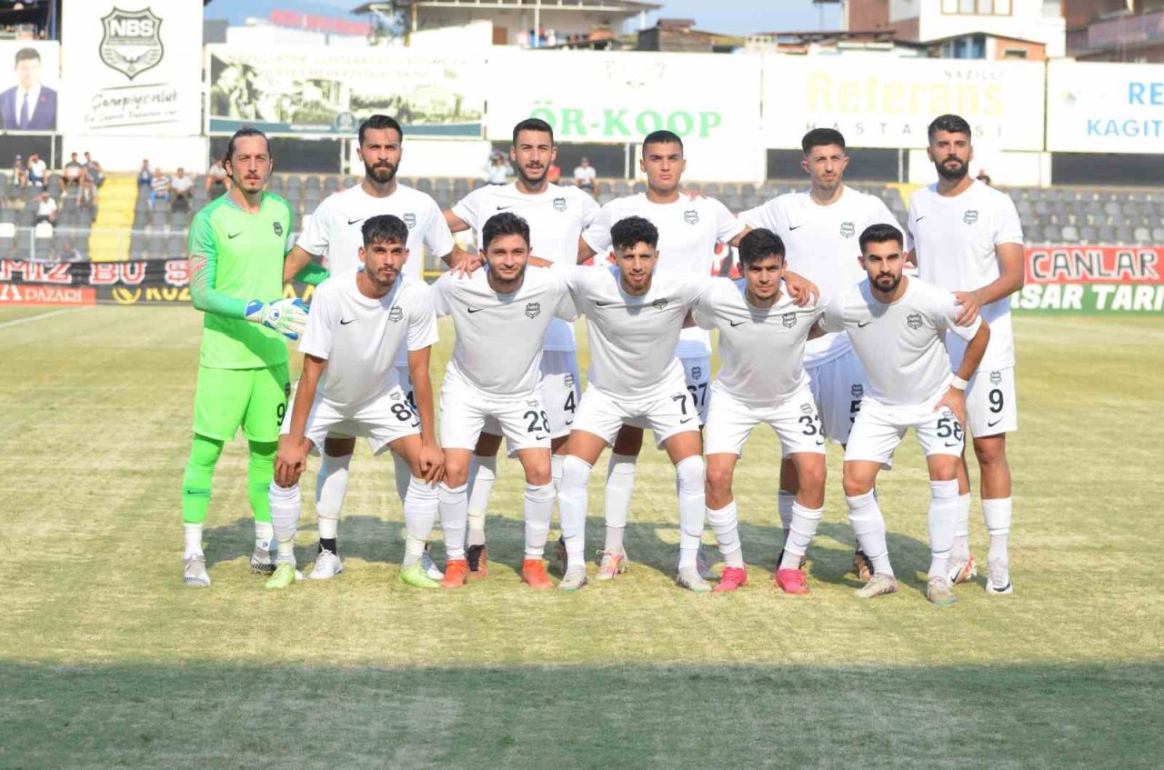 TFF 2. Lig Beyaz Grup: Nazilli Belediyespor: 1 - Beyoğlu Yeniçarşıspor: 0