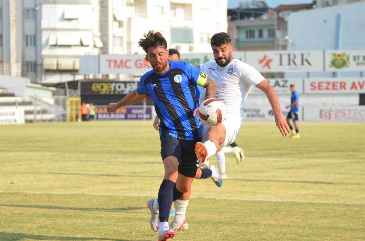 TFF 2. Lig Beyaz Grup: Nazilli Belediyespor: 1 - Beyoğlu Yeniçarşıspor: 0