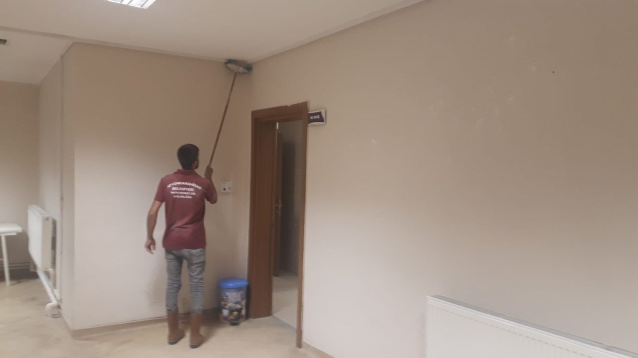 Zafer Stadyumunda temizlik çalışması