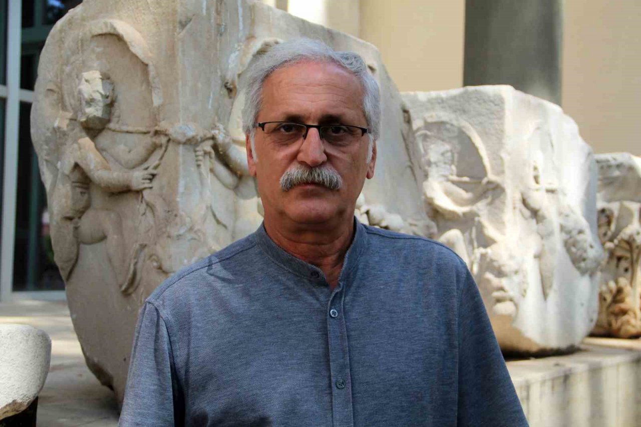 Bin 500 yıl önce depremle birlikte denizin yuttuğu şehir tekne turlarının merkezi oldu