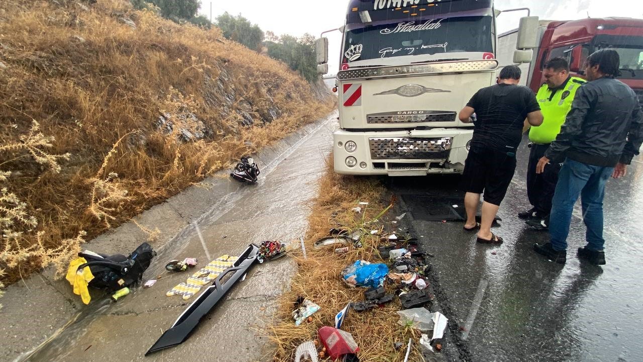 Aydın’da sağanak yağış kaza getirdi