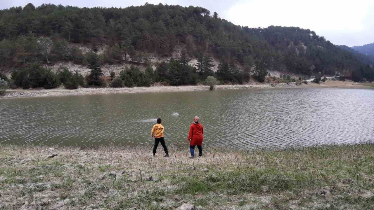 Doğa ile baş başa kalmak isteyenlerin adresi: "Beyderesi Göleti"