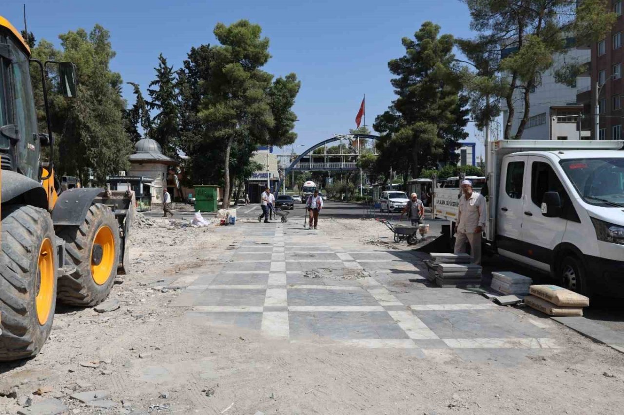 Büyükşehirden Bahçelievler Mahallesinde çevre düzenlemesi