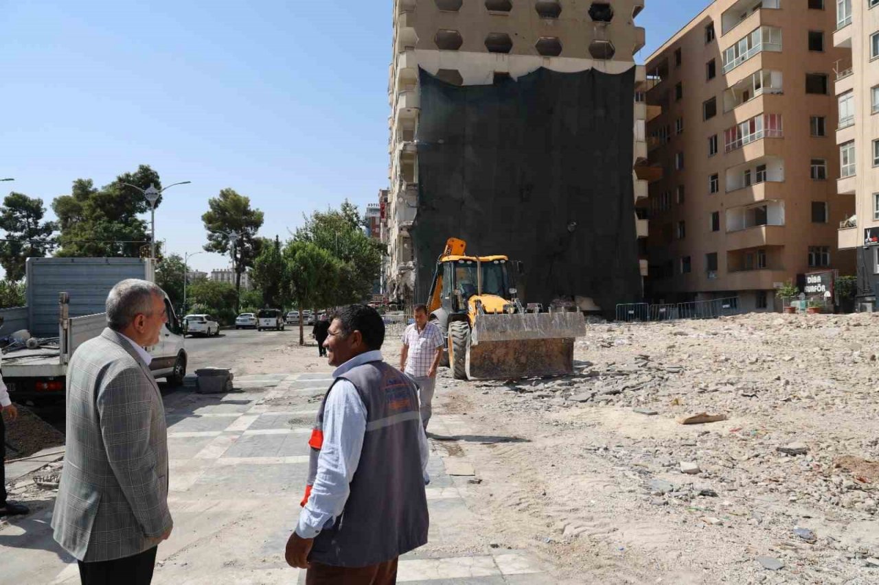 Büyükşehirden Bahçelievler Mahallesinde çevre düzenlemesi