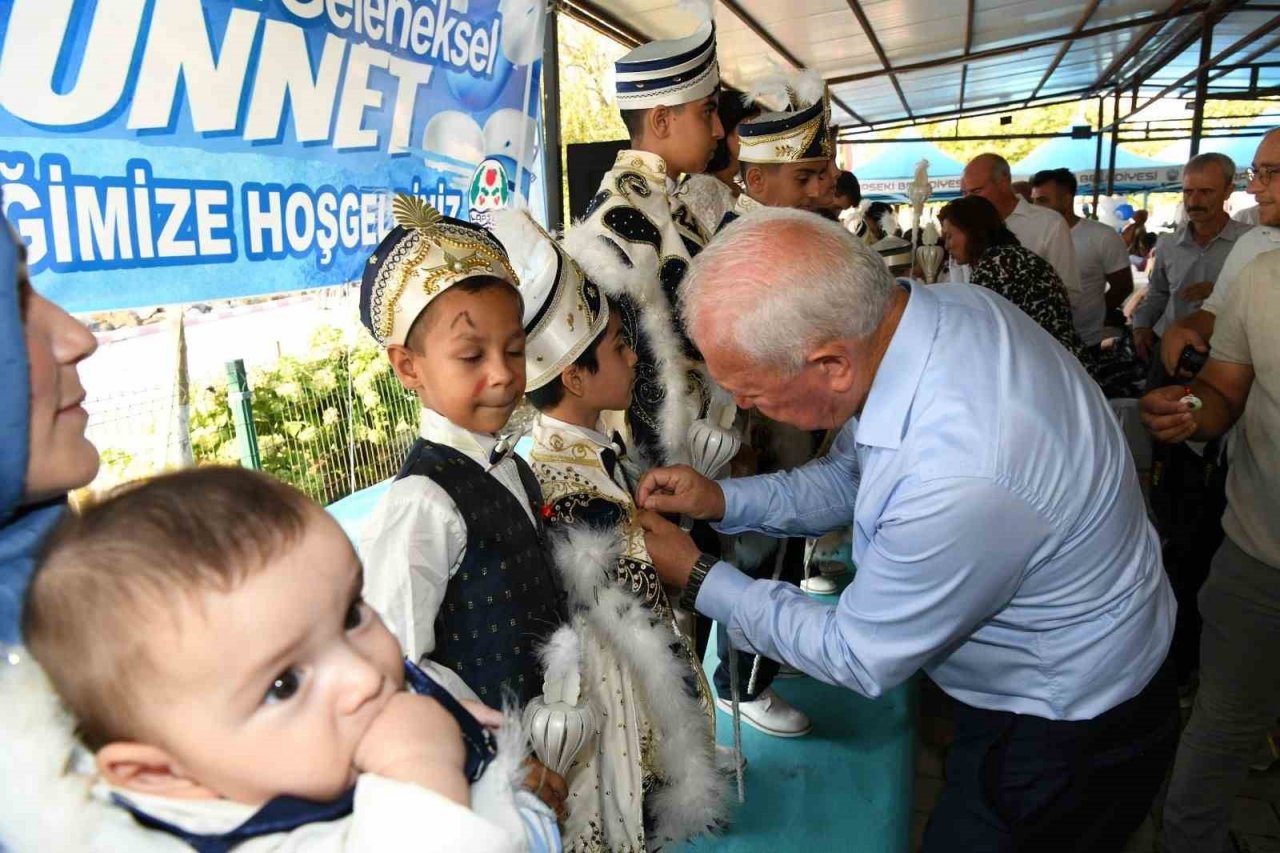 Lapseki Belediyesi ‘Geleneksel 7. Toplu Sünnet Şöleni’ düzenlendi