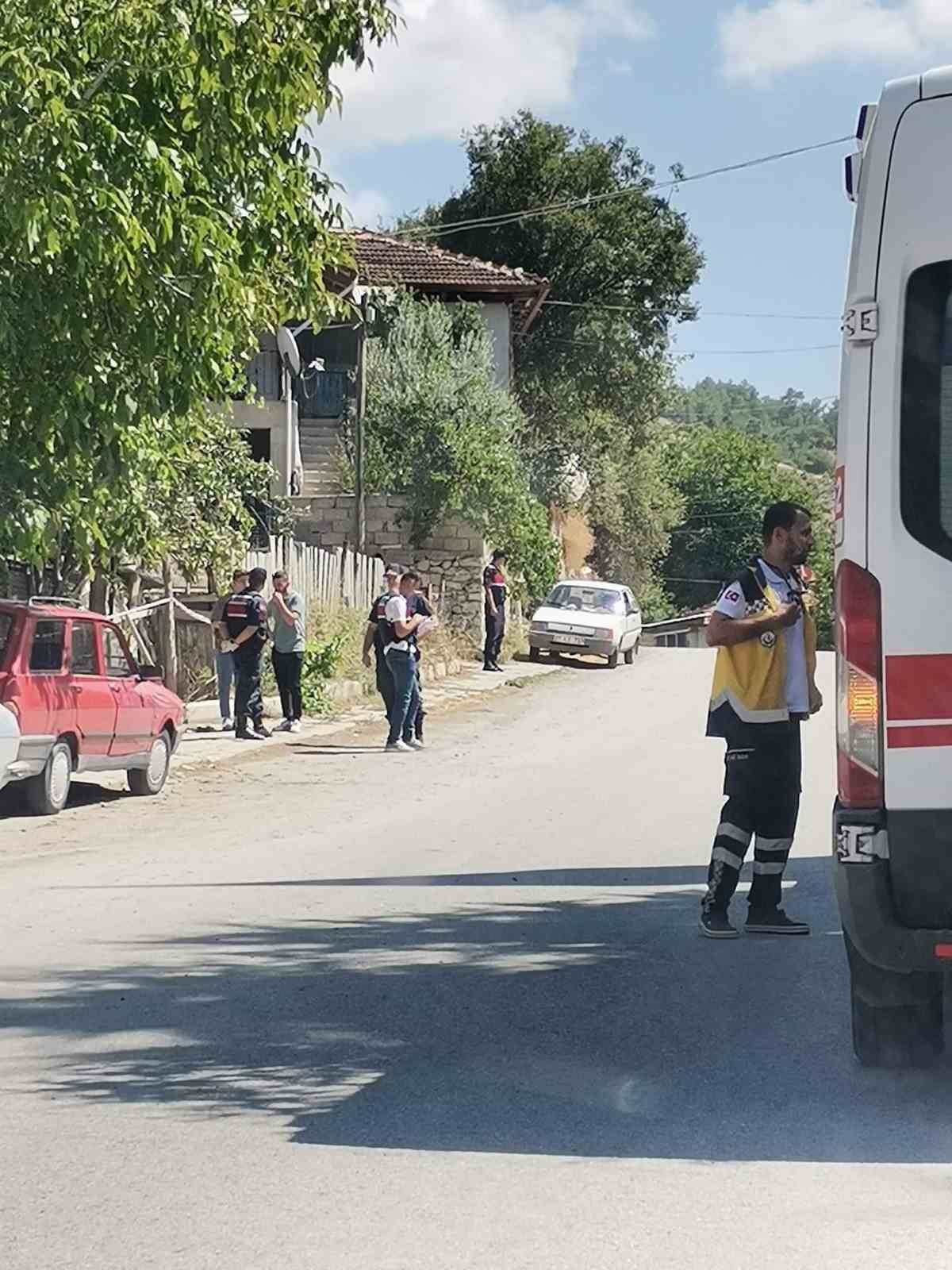 Acıpayamlı çiftçi ahırda ölü bulundu