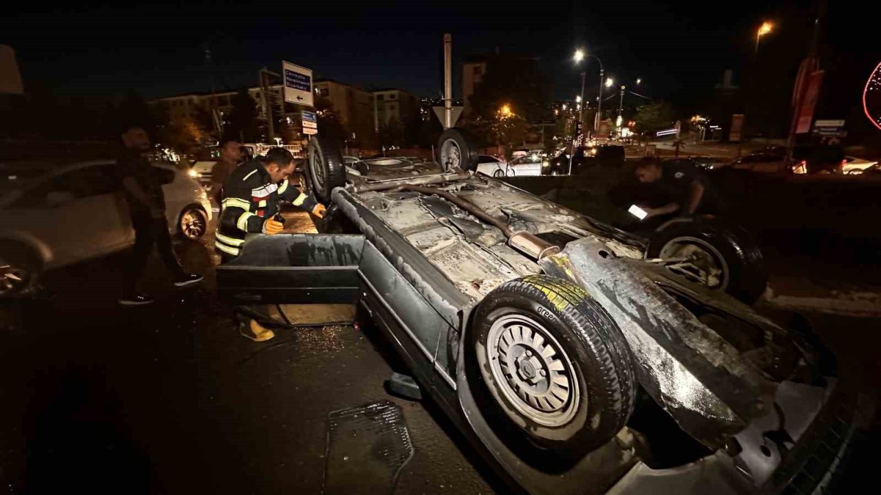 Elazığ’da ters dönen otomobil yandı: 1 yaralı