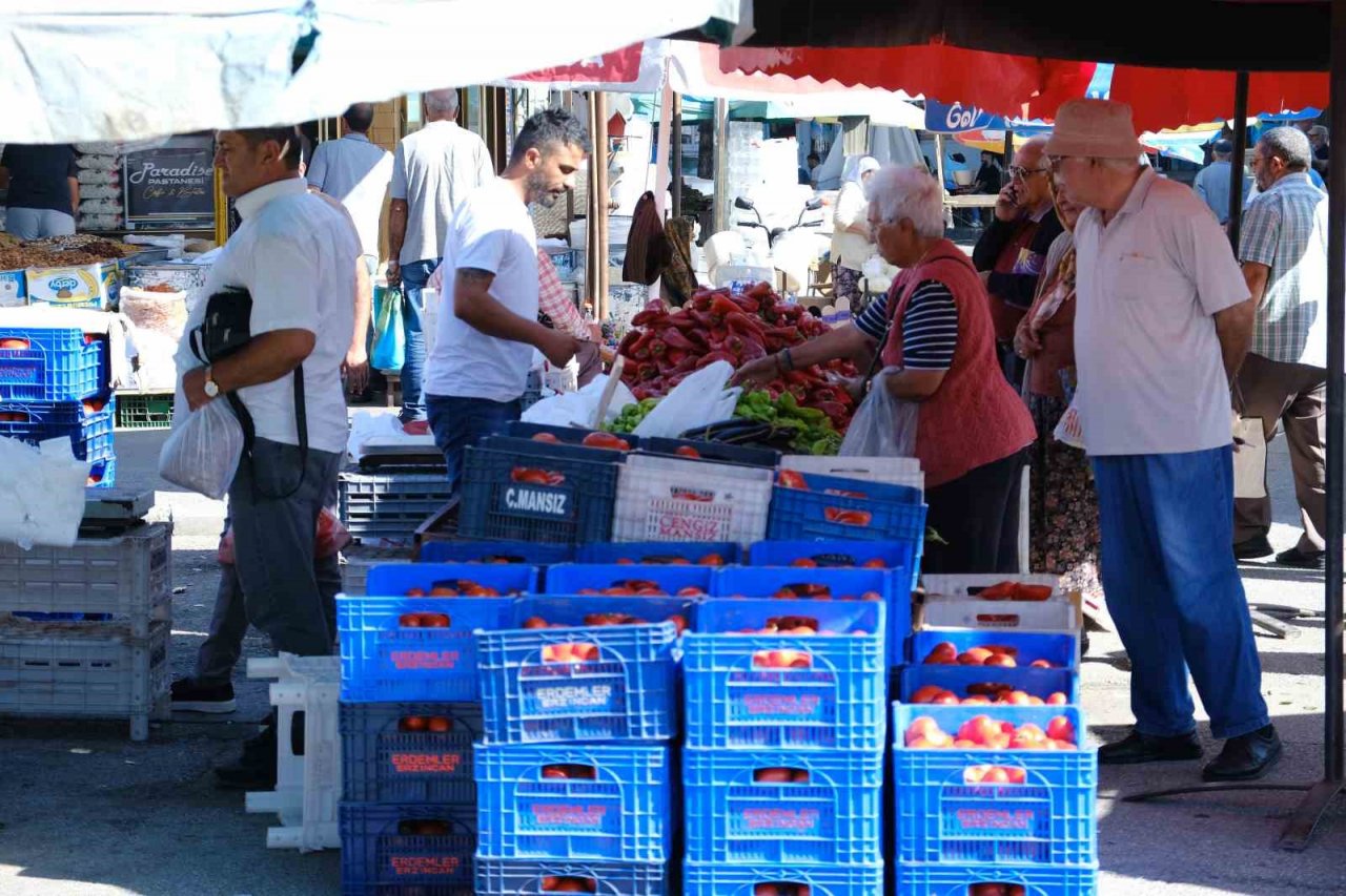 Buğday Meydanında hafta başı yoğunluğu