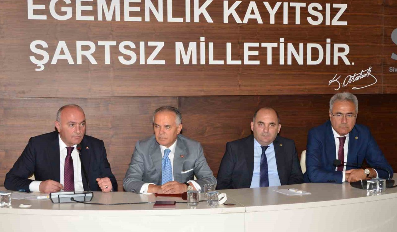 Cumhuriyeti Kuran Şehirler Sivas’ta buluştu