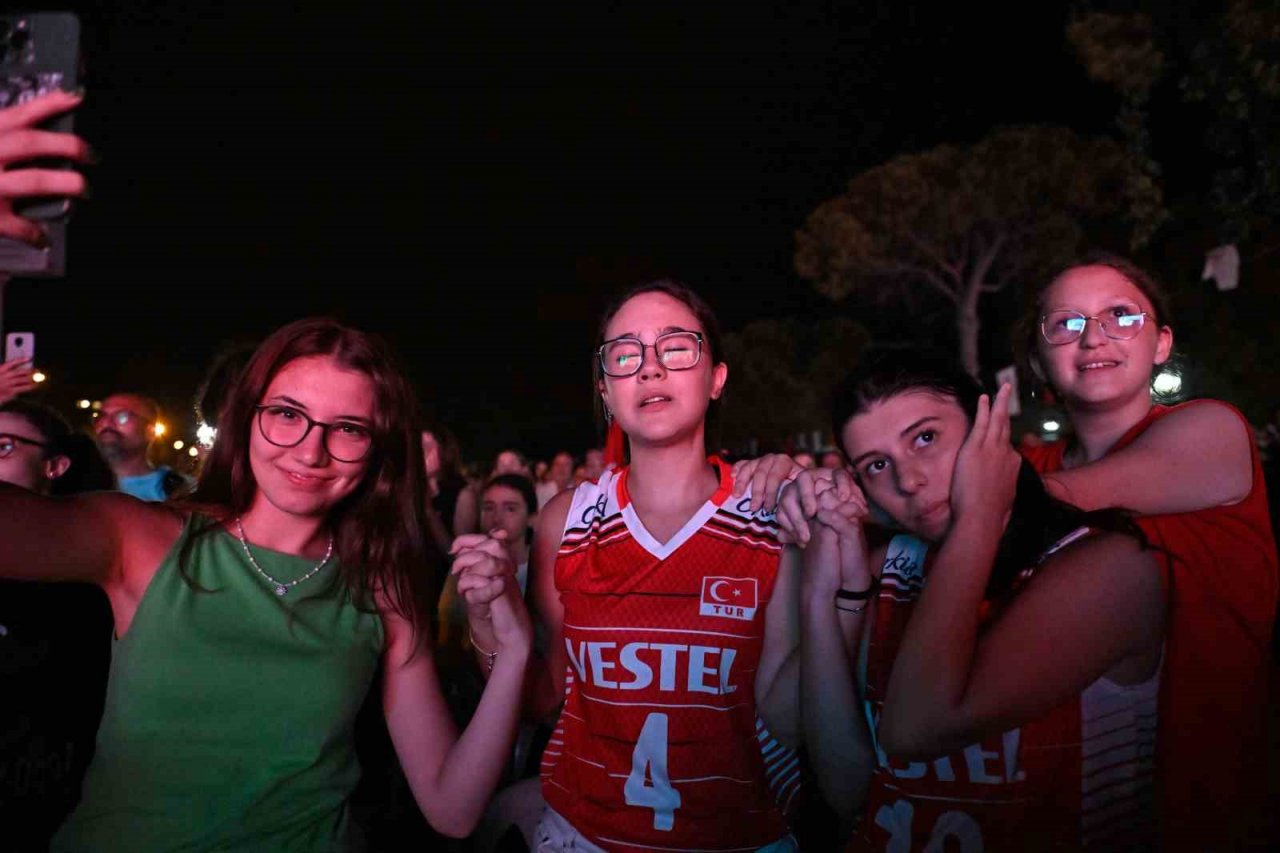 Muratpaşa’da şampiyonluk coşkusu