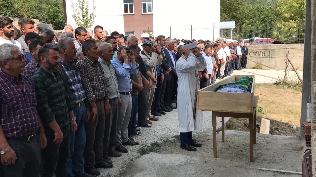 Gümüşhane’de film gibi olay