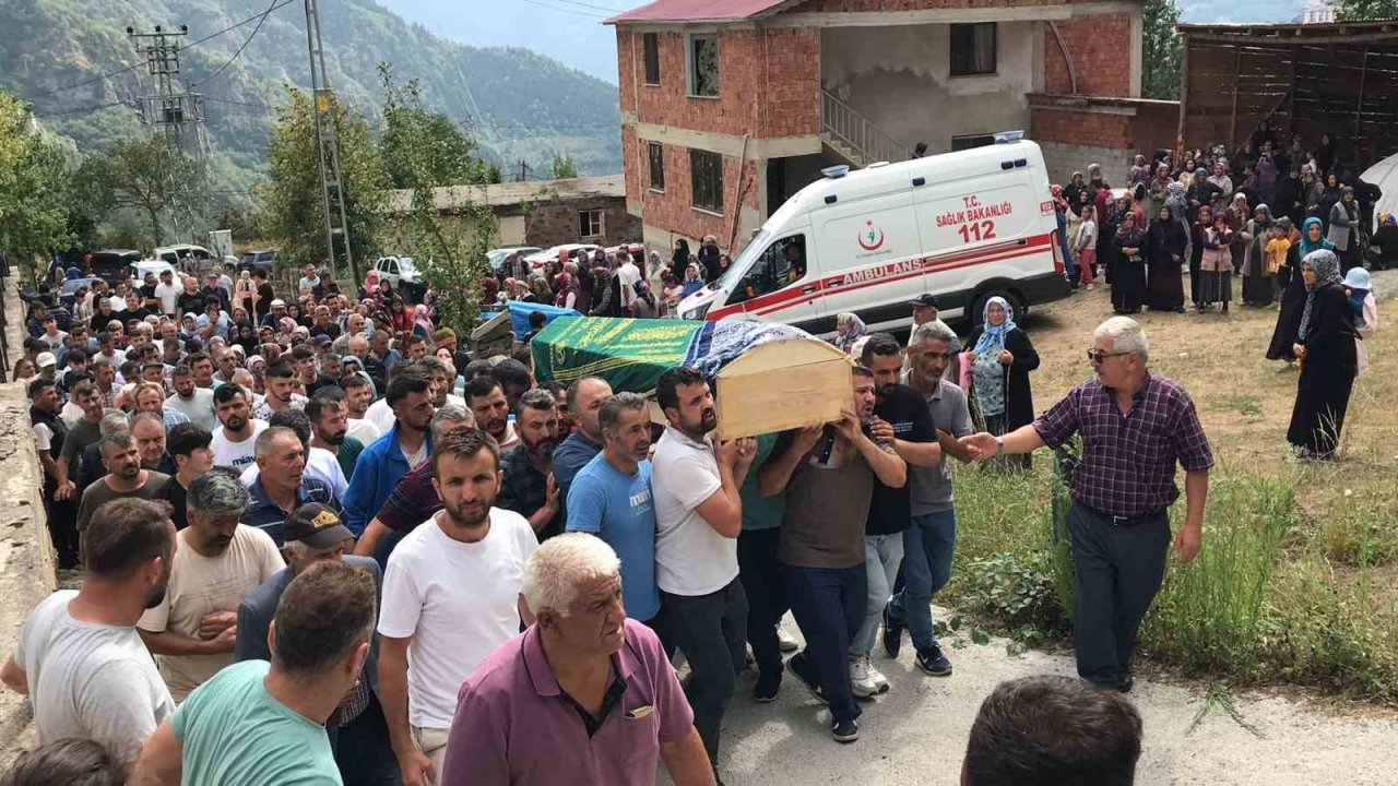 Gümüşhane’de film gibi olay