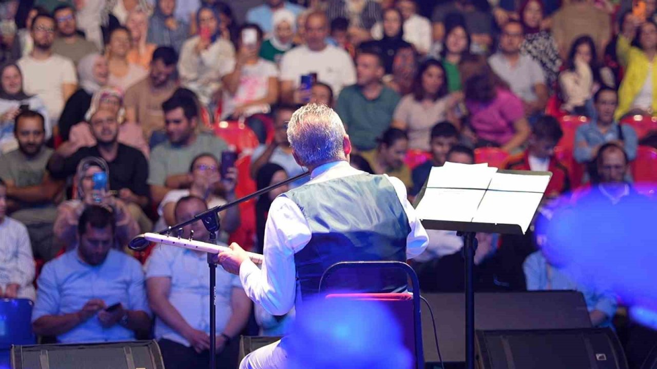 Aşık Veysel Bursa’da türküleriyle anıldı