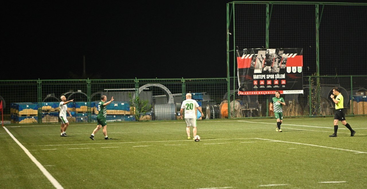 3. Kartepe Şöhretler Turnuvası’nın şampiyonu Suadiyespor