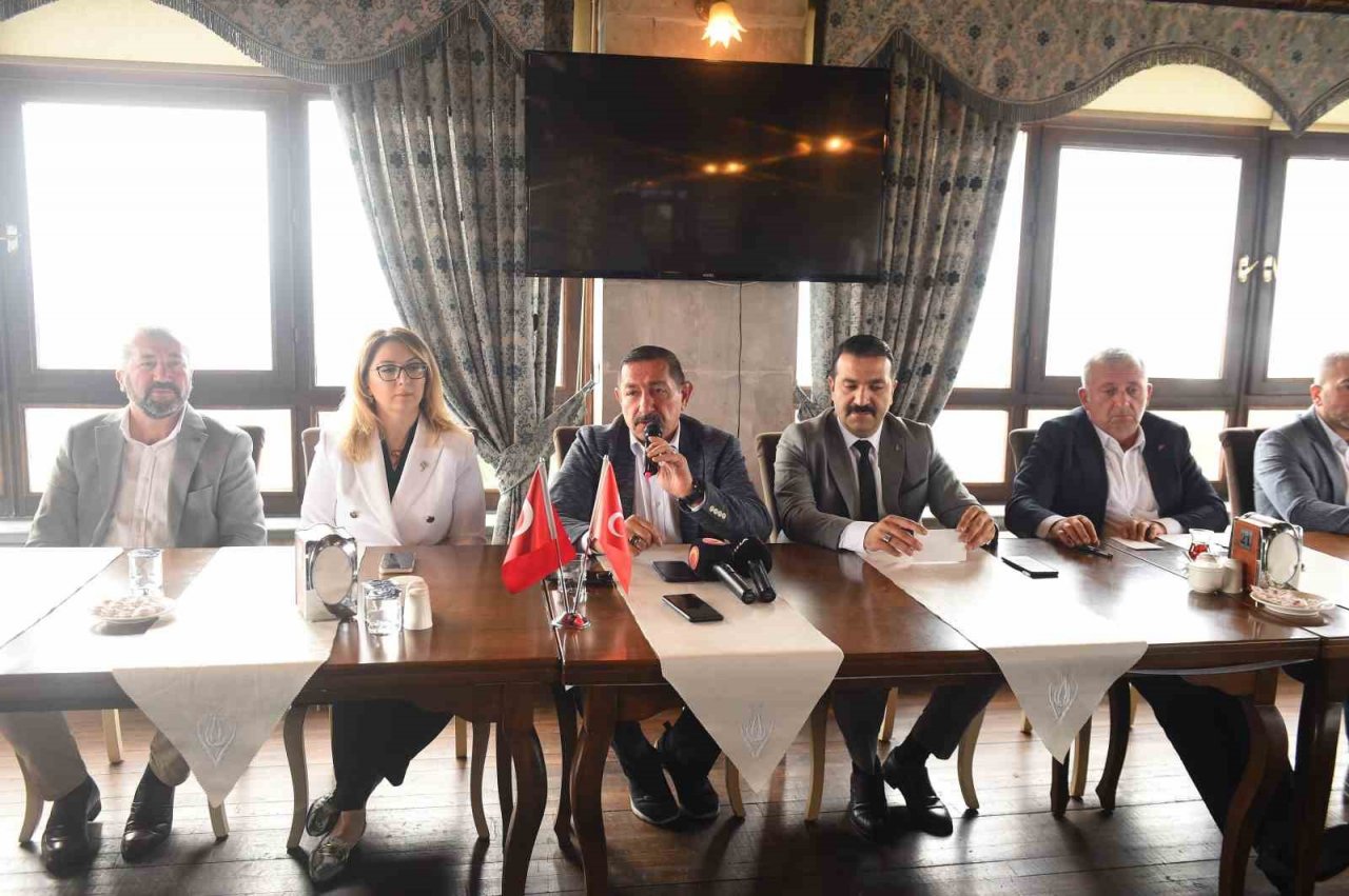 Başkan Vidinlioğlu: “Belediye bütçemizin borç yükünü yüzde 10’una kadar düşürdük”