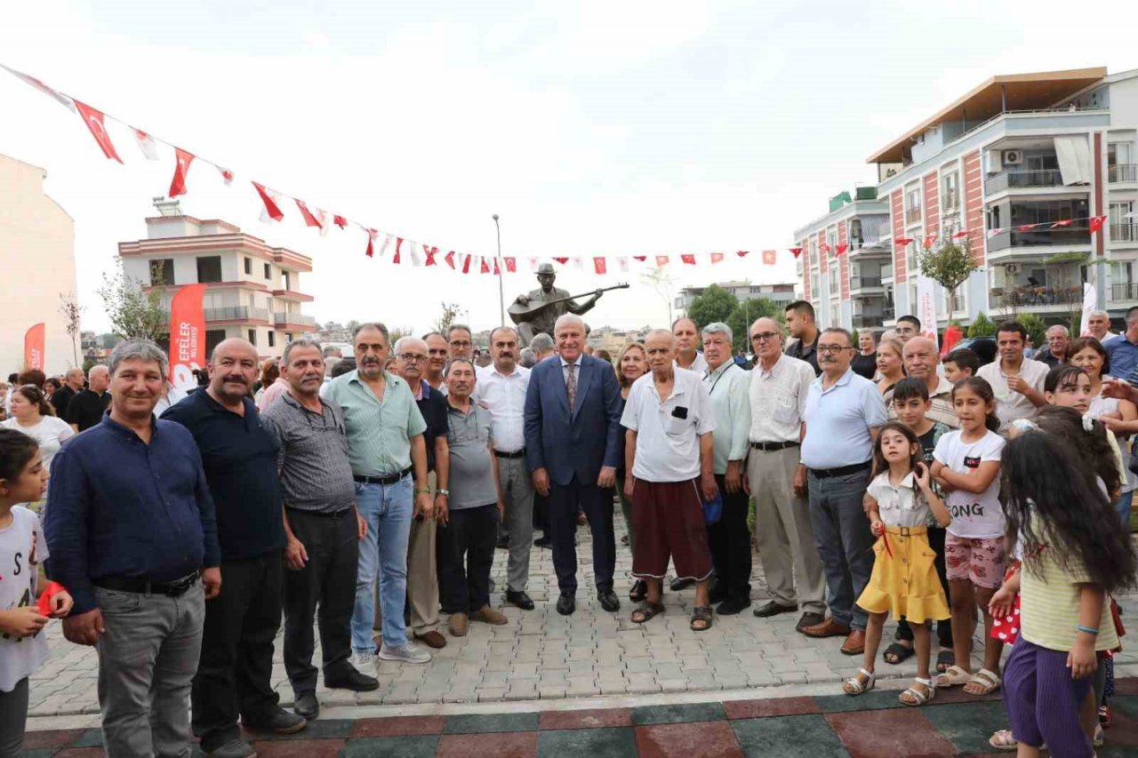 Efeler’de 4 Eylül Aşık Veysel Parkı açıldı