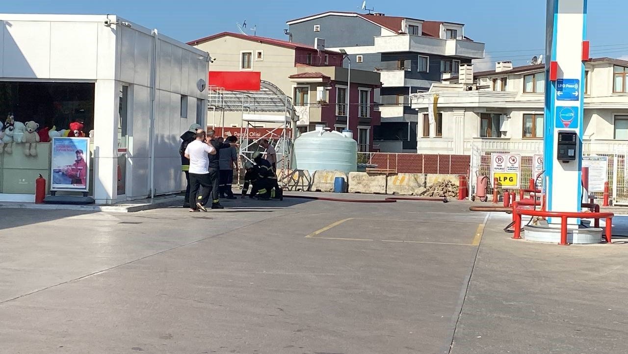 Akaryakıt istasyonunda yangın paniği