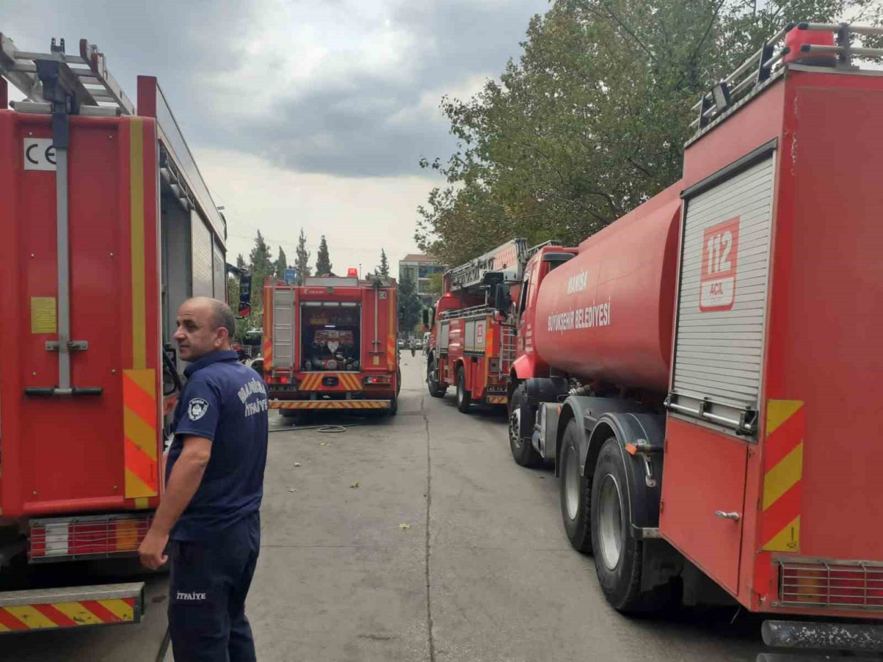 Manisa’da yedek parça dükkanında yangın