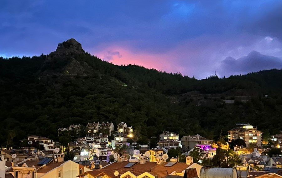 Marmaris’te bugün 7 yıldırım yangınına müdahale edilerek hepsi kontrol altına alındı