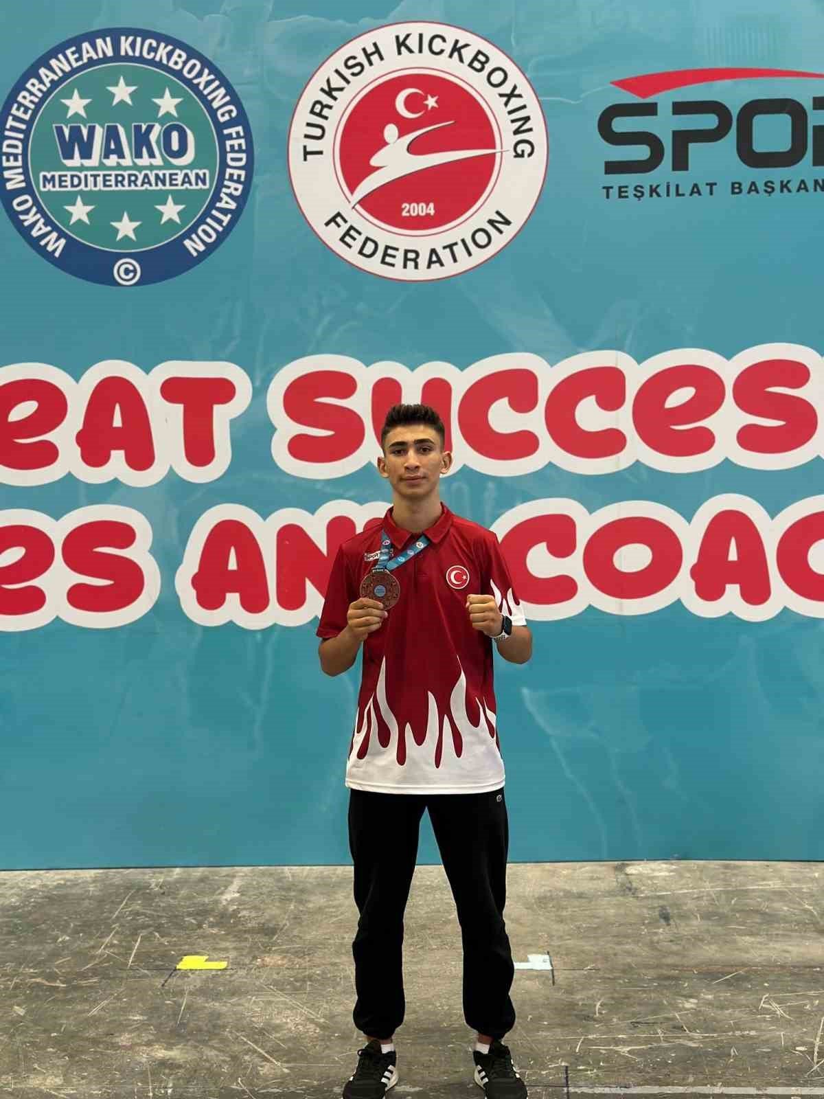 Meram Belediyesporlu Emircan Avrupa 3.’sü oldu