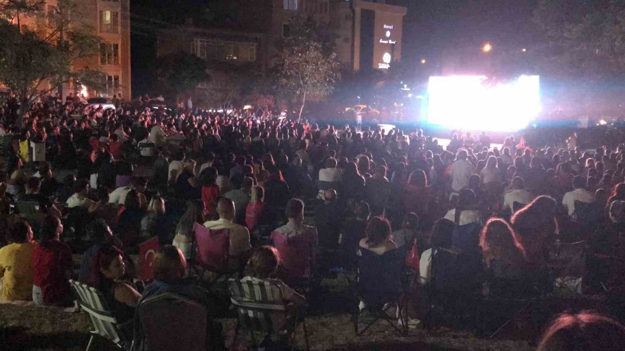 Millilerin, Avrupa şampiyonluğu Edirne’de coşkuyla kutlandı