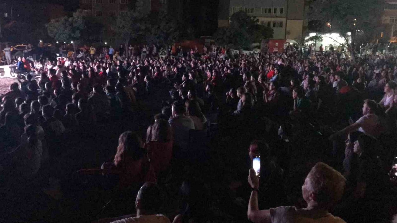 Millilerin, Avrupa şampiyonluğu Edirne’de coşkuyla kutlandı