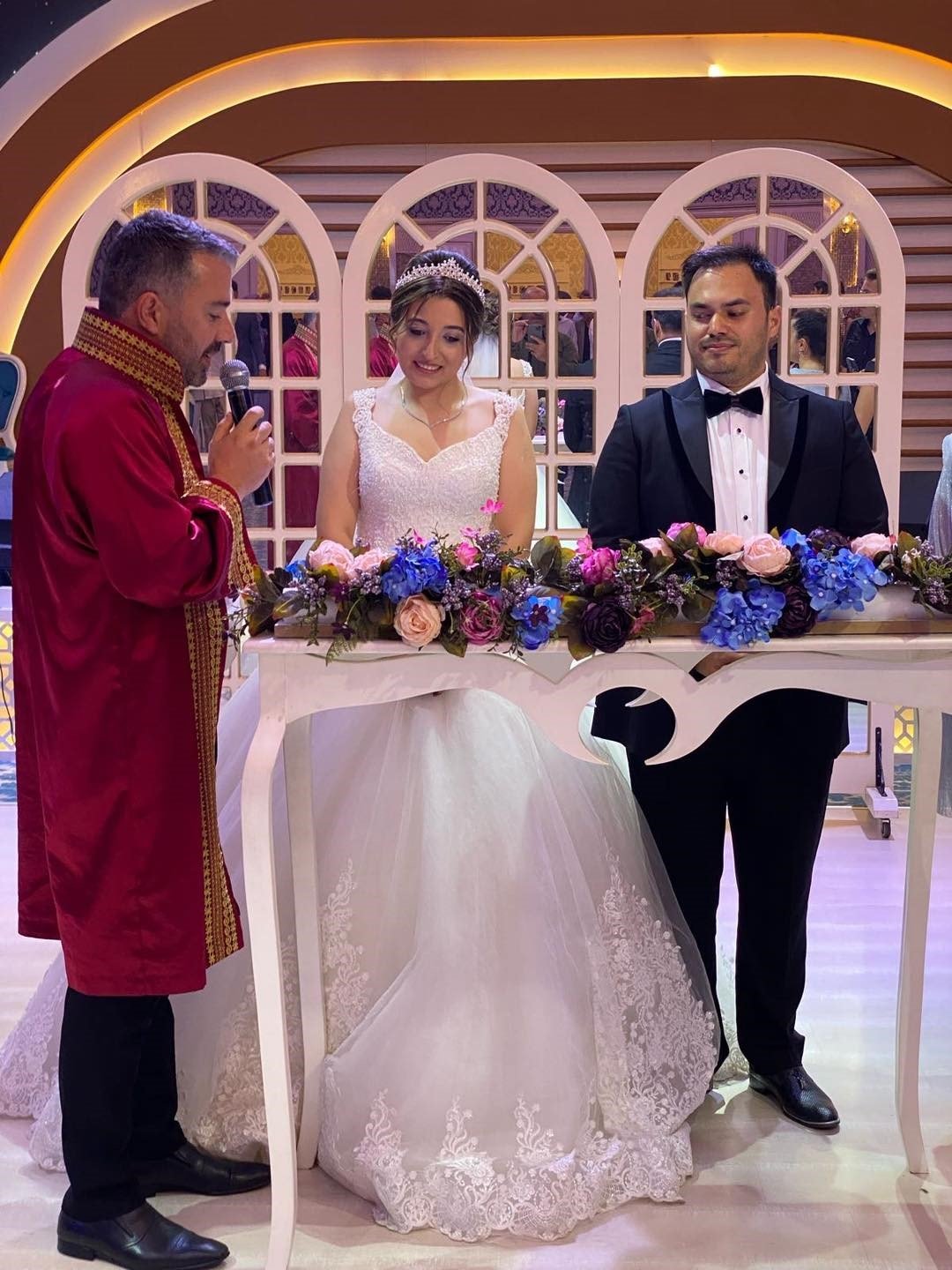 Pursaklar Belediye Başkanı Çetin, nikah kıymaya devam ediyor