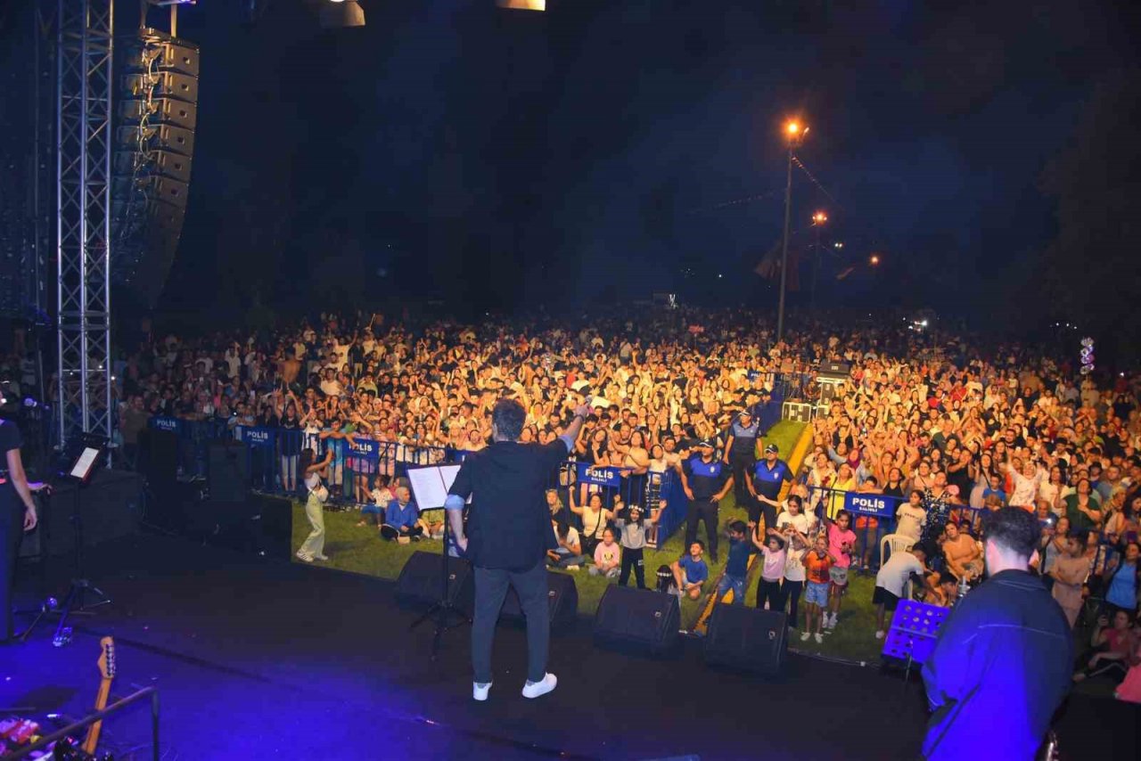 Salihli’de Kutsi rüzgarı esti