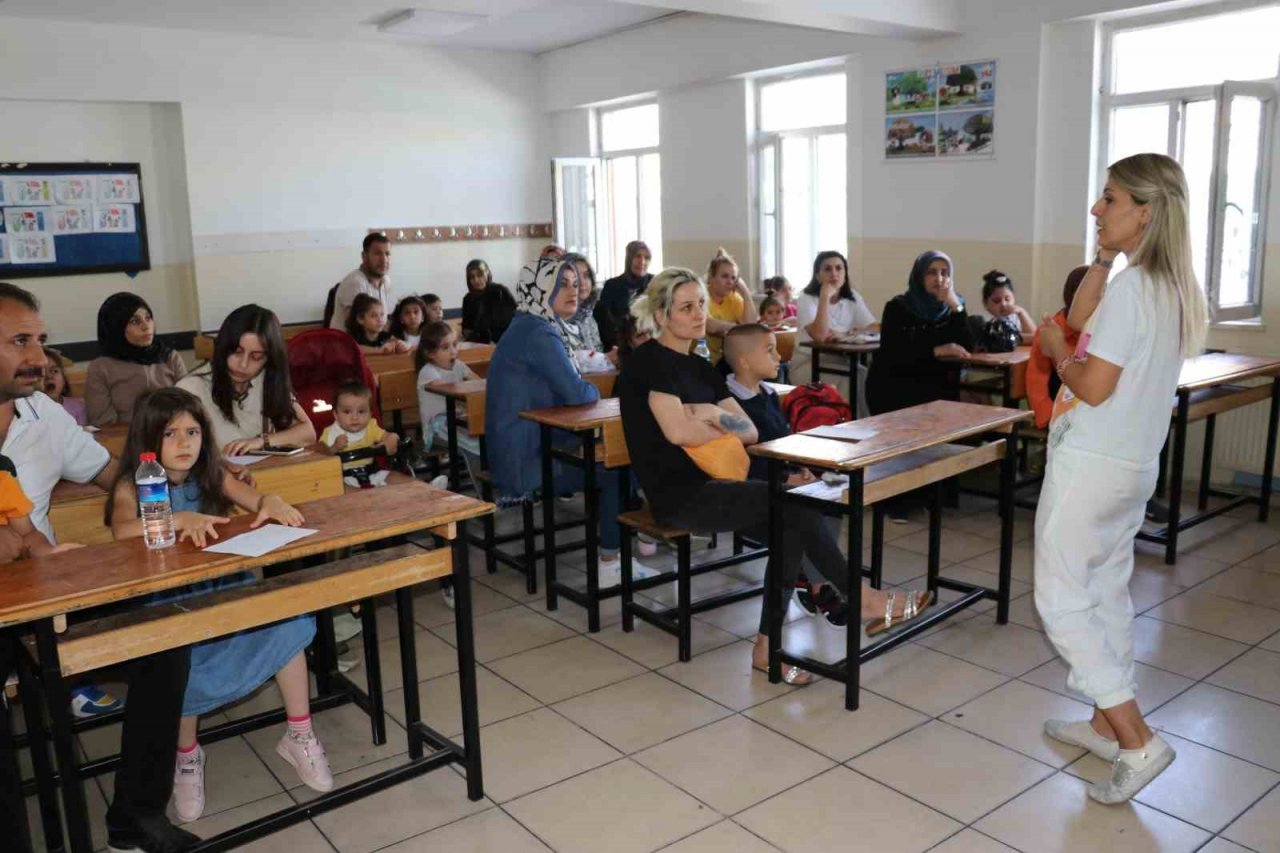 Van’daki okullarda ‘uyum’ zili çaldı