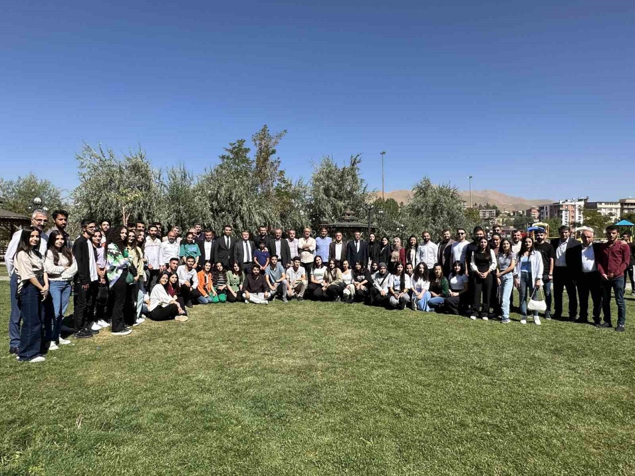 Kaymakam Çimşit: “Bu sene 20 öğrencimiz tıp fakültesini kazandı”