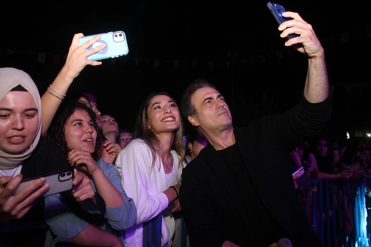 Kula’nın kurtuluşunun 101. yıl dönümünde Kutsi sahne aldı