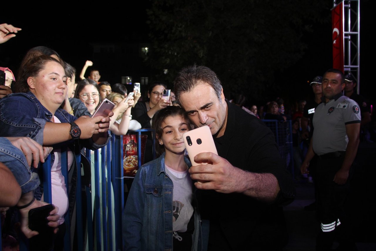 Kula’nın kurtuluşunun 101. yıl dönümünde Kutsi sahne aldı