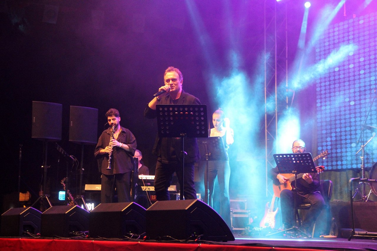 Kula’nın kurtuluşunun 101. yıl dönümünde Kutsi sahne aldı