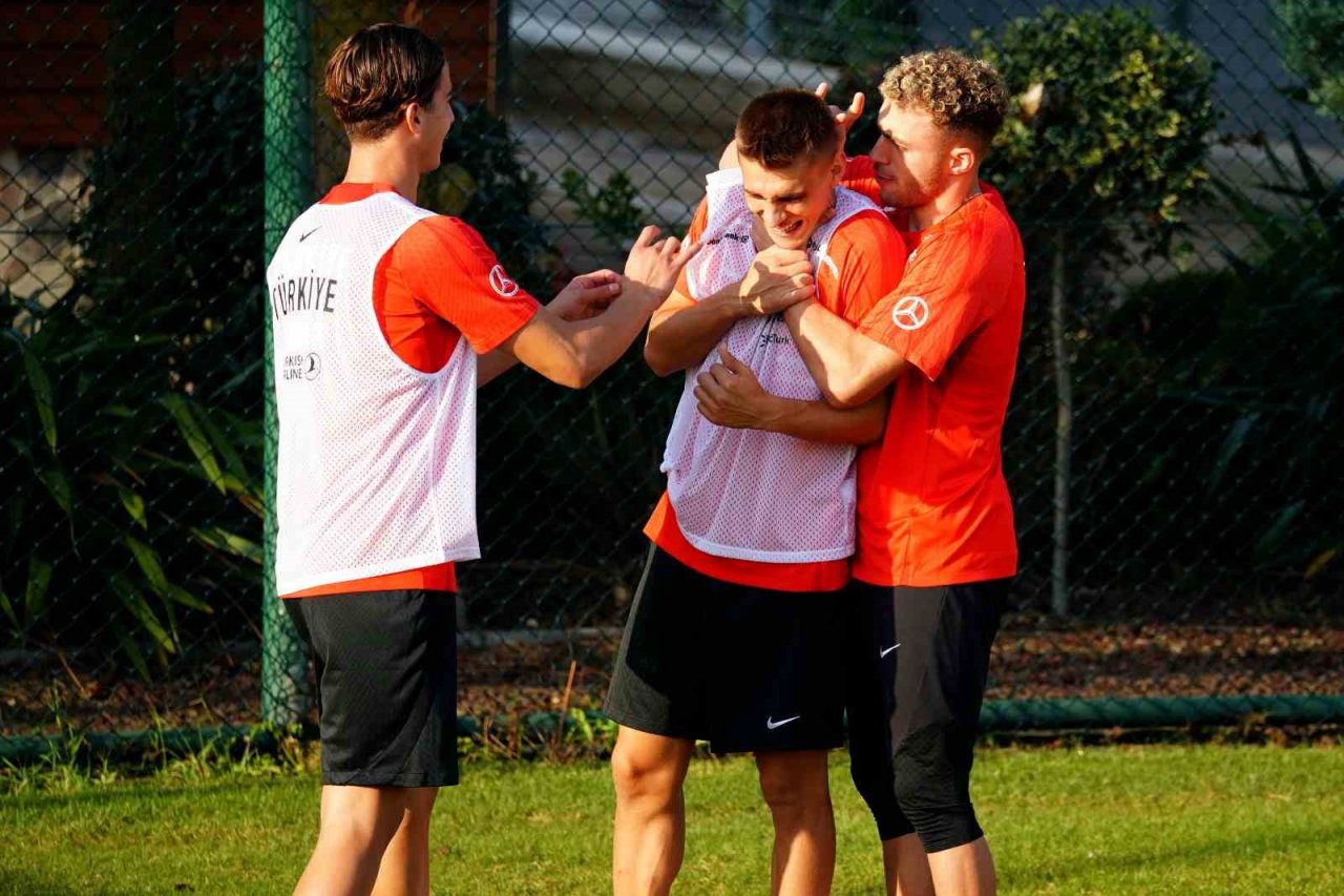 Milliler, Ermenistan maçı hazırlıklarını sürdürdü